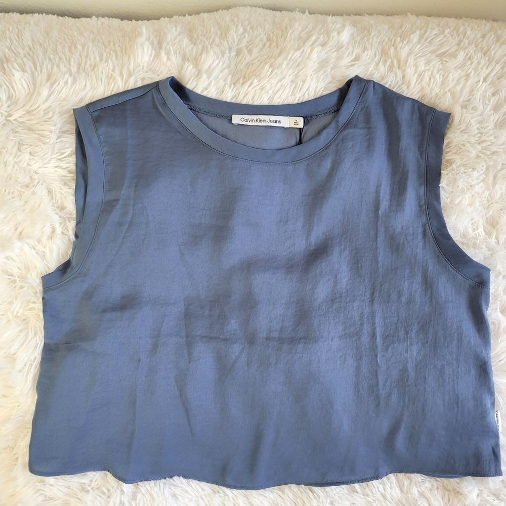 Calvin Klein Womens Top Size Medium Blue Sleeveless Loose Fit Crop Top Soft NWT